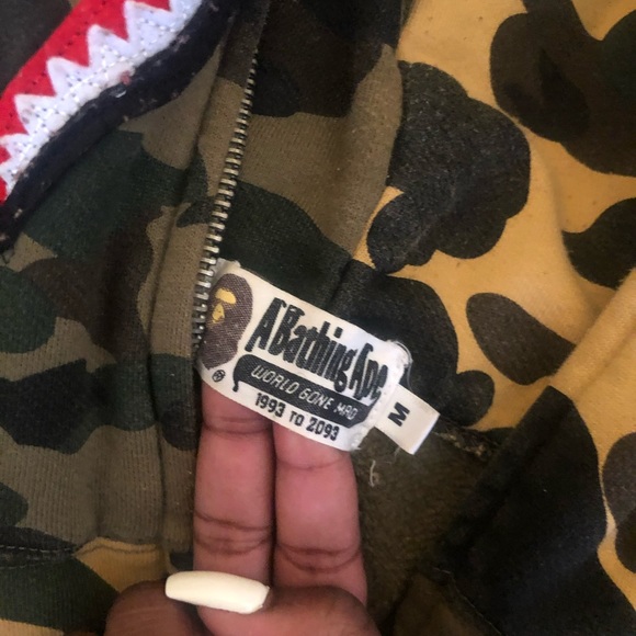 Bathing Ape Sweater - Picture 2 of 7